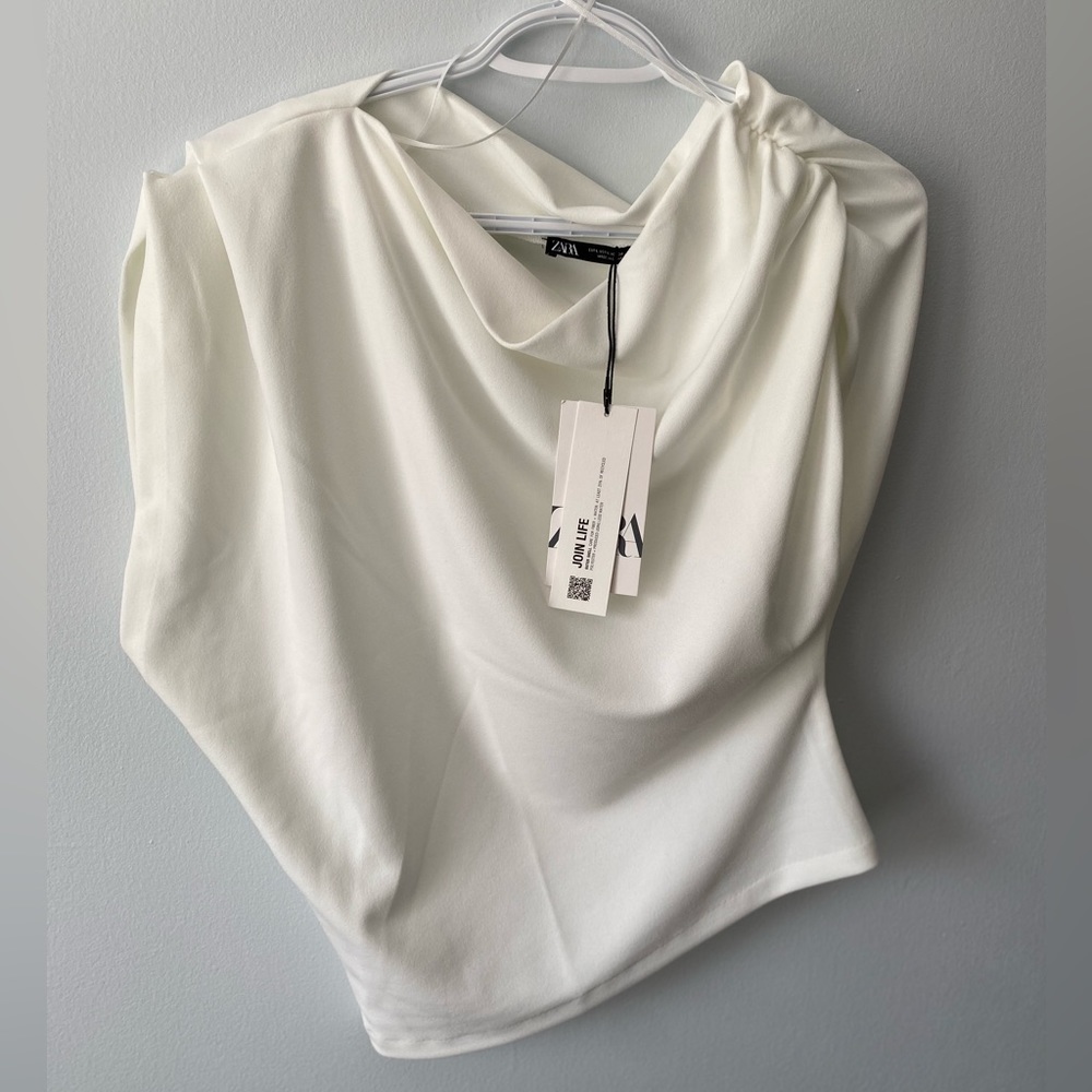 Asymmetrical top - Picture 6 of 12